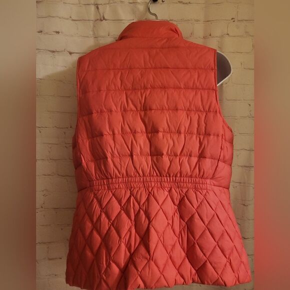 NEW Talbots Pink Quilted Real Goose Down Filled Puffer Vest Sz.Med Ret.$178 - Picture 6 of 7